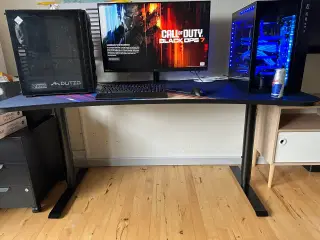 Arozzi arena gaming bord