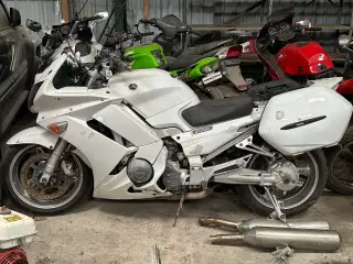Yamaha FZR 1300( pris for begge)
