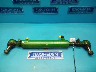John Deere 9540 WTS Styrecylinder AH166833
