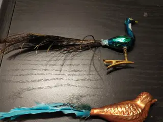 Julepynt, Gamle Ældre fugle eller påfugl med fjer