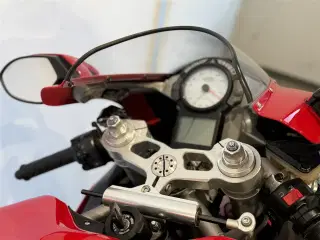Ducati 999