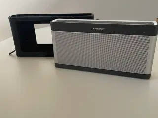 BOSE Soundlink Bluetooth Speaker |||