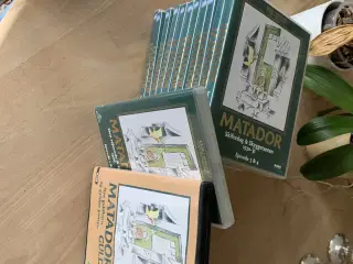 Matador serien på DVD + en ekstra DVD med Guld