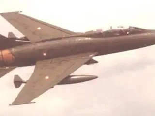 1/72 12stk. Plastmodelfly(usamlede) Dansk tjeneste