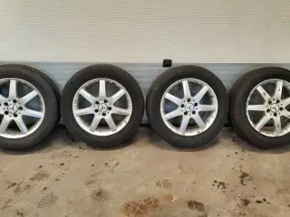 4 originale Mercedes fælge med dæk