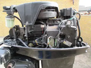 15 HK. Mercury SEA PRO. Langt ben