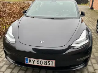 Tesla Model 3  Long Range AWD