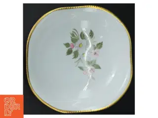 Porcelænsskål med blomstermotiv fra K K (str. Ø 19 cm)