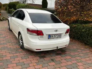 Toyota Avensis sælges 