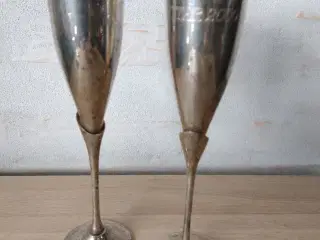 2 metal Champagne glas 