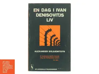 En dag i Ivan Denisovitsj liv af Alexander Solsjenitsyn (Bog)