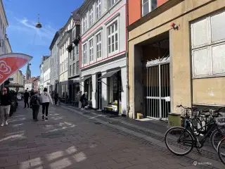 HYGGELIGT OG MINDRE KONTOR UDLEJES