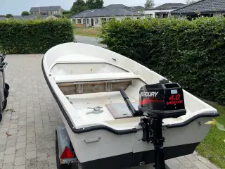 POCA 13 FOD MERCURY 4 HK M. TRAILER 