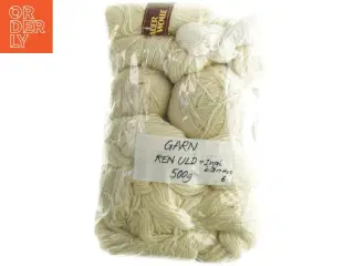 Garn i ren uld (et ngl blandet), råhvid (500 gram)
