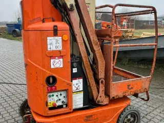 JLG Tucan 800 8meters