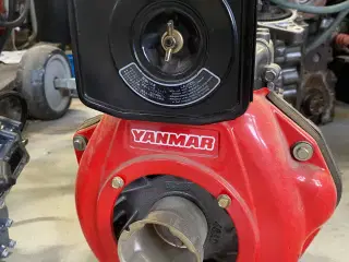 Yanmar L40 diesel motor
