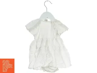 Sommerdragt til baby fra H&M (str. 62)