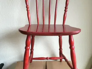4 stole med matchende bord 
