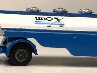 TEKNO...SCANIA VABIS 76 UNO- X TANKBIL