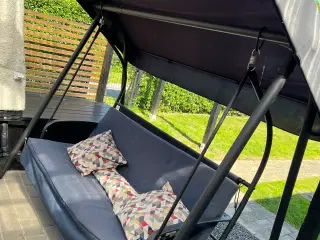 Hængesofa med puder 
