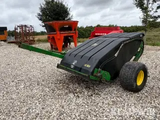 Opsamler John Deere TC 125