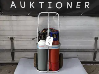  Skærebrændersæt m/vogn og flasker. 