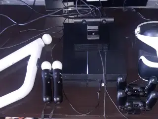 Playstation 4 med VR