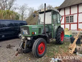 Traktor Fendt Farmer 250 V