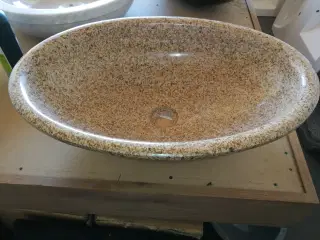 NY ÆGTE NATURSTENSVASK, GRANIT DESERT, KR. 2.500