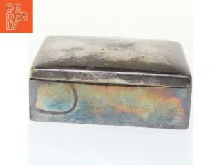 Lille metalæske med låg (str. 9x7x3,5 cm)