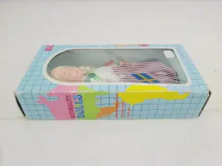 Dukker Nationality Dolls