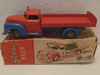 Tekno: Dodge sækkebil nr 735 med kasse. !950-61
