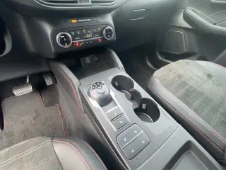 Ford Kuga 2,5 PHEV ST-Line X CVT