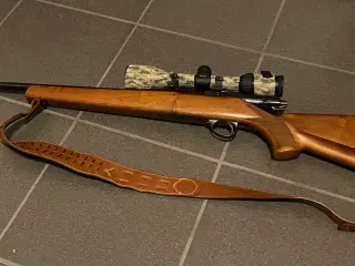 Sako “vixen” L471, 222 rem med kikkert