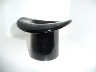 sort høj hat af glas