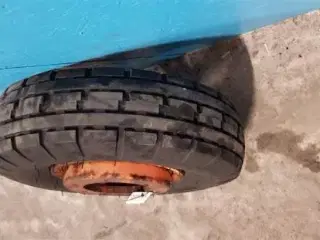 9"    7.00-9