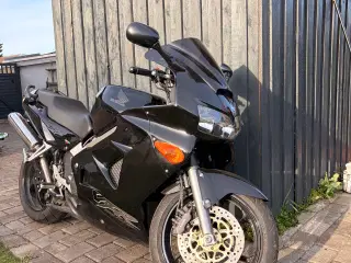 Honda VFR 800