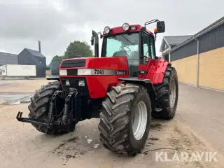 Traktor CASE 7240