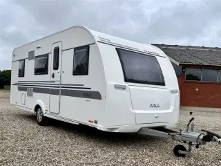 2015 - Adria Altea 552 PK   Rejsevogn til fem personer totaltvægt: 1500KG