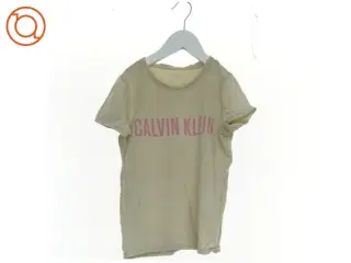 T-Shirt fra Calvin Klein (str. 146 cm)
