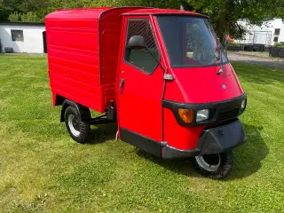 Piaggio Ape 50 Tuk tuk