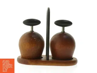smuk salt og peber kværne lavet af hos bodum designer Jens quistgaard  (str. 15 cm)