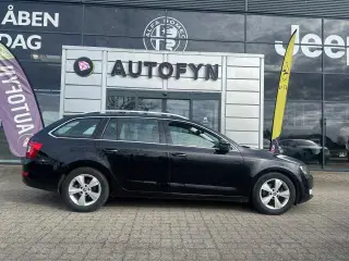 Skoda Octavia 2,0 TDi 150 Elegance Combi DSG