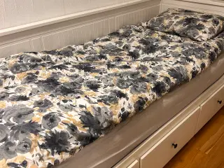 IKEA hemnes seng 80x200