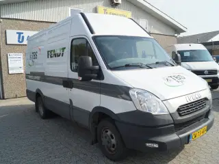 Iveco Daily 3,0 35C17 12m³ Van