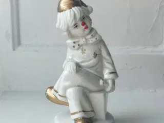 Porcelænsfigur, klovn på terning, bemalede detaljer