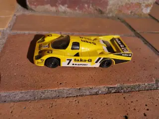 Porsche 956 - Corgi - BP Taka-Q Blaupunkt bil