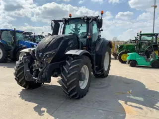 2022 Valtra T174 