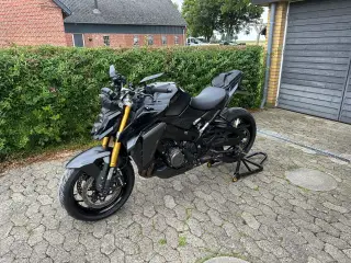 Suzuki GSX-S 1000 M2  