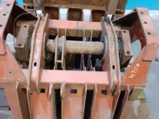 Hesston 4700 Ballestempel